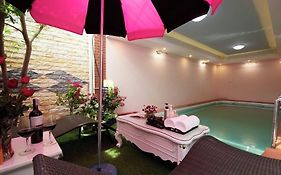 Biệt Thự Lucky Budda Inn