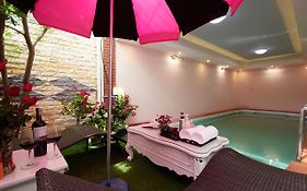 Biệt Thự Lucky Budda Inn